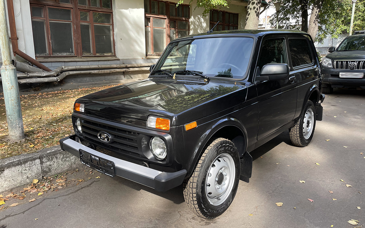 Lada Niva Legend