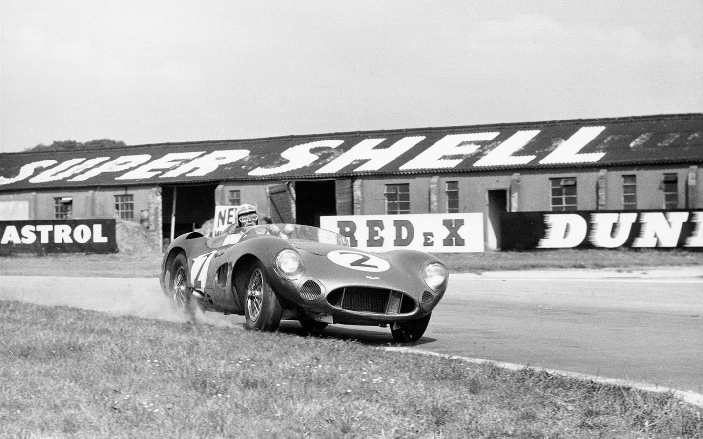 Кэрролл Шелби за рулем Aston Martin DBR1, гонка TT, Гудвуд, Сассекс, 1959 год